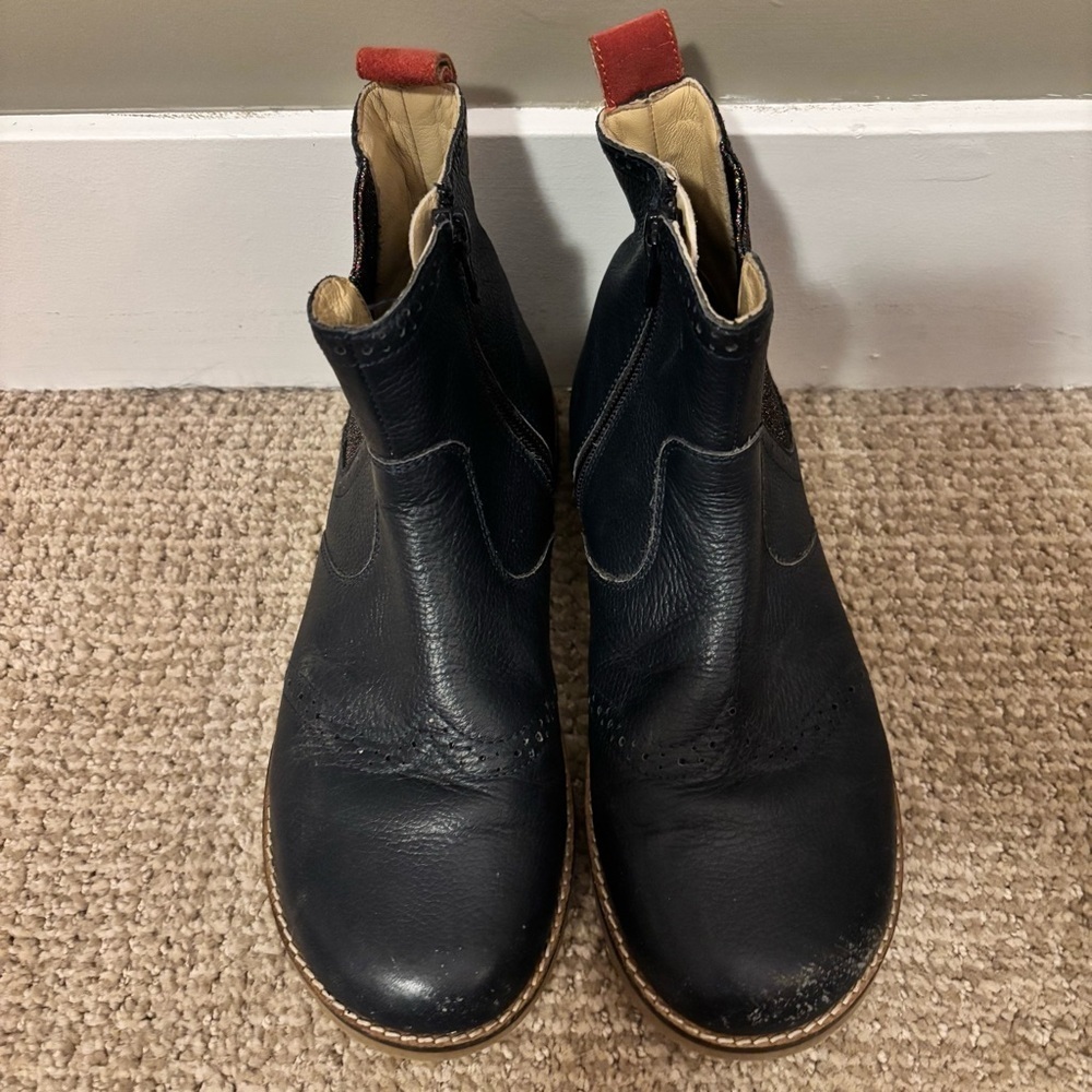 Mini Boden - Kids Navy Leather Chelsea Boots - size 35 - Picture 2 of 8